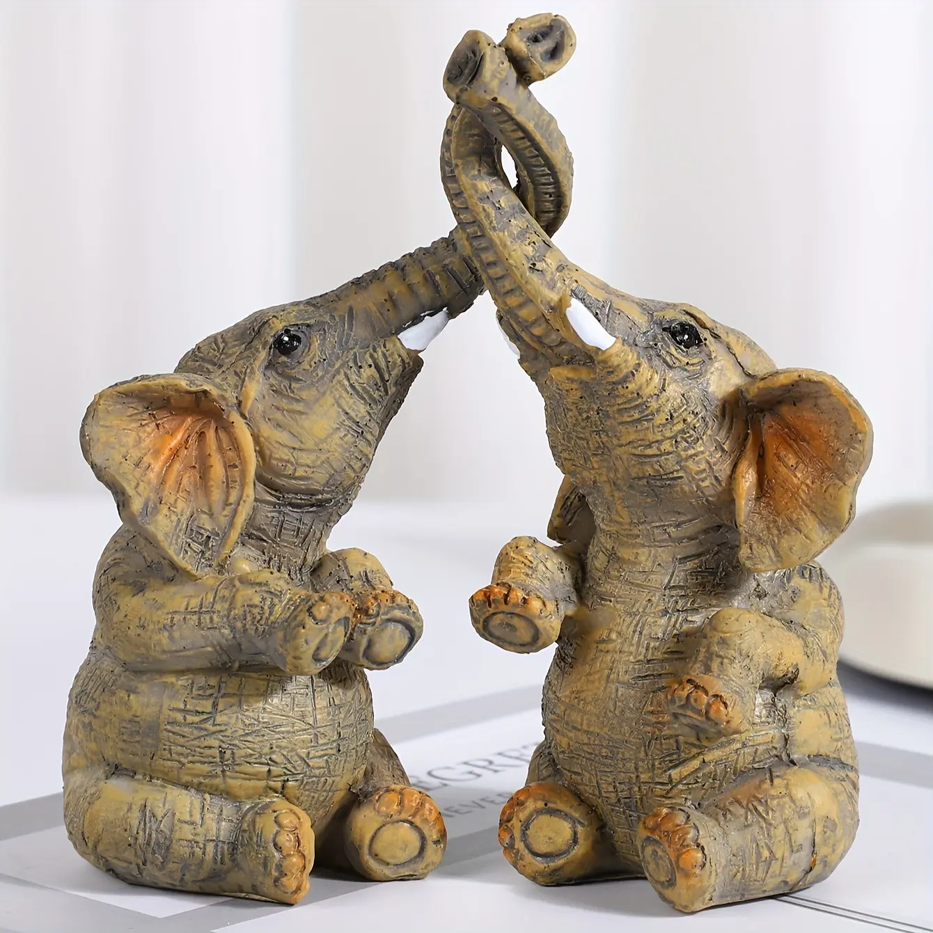 Couple Elephant Resin Figurine, Modern Minimalist Home Decor, Living Room Cabinet Tabletop Ornament, Decorative Elephant Statue, Wedding Housewarming Gift