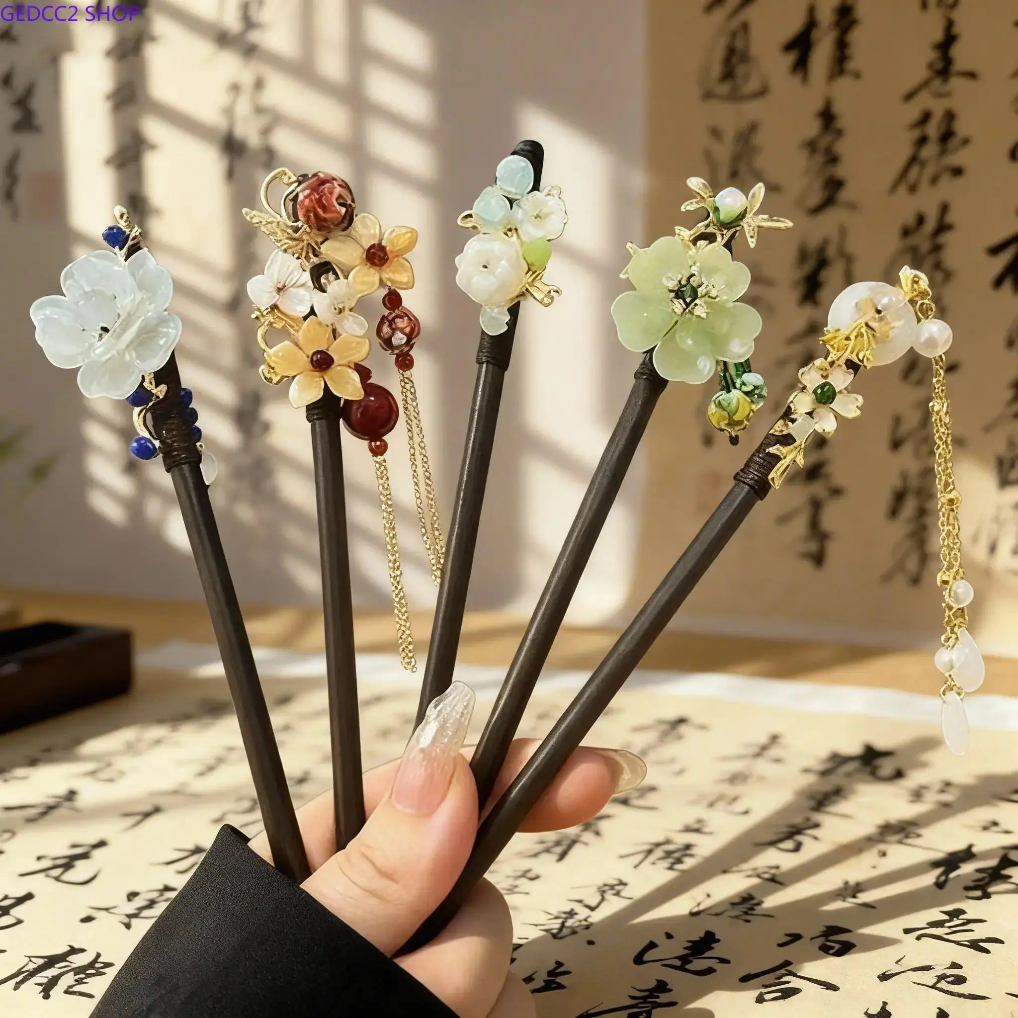 Women's 5PCS Vintage Wooden Hairpin Set - Wooden Pins for Bun Hairstyles, Traditional Elegant Hair Accessories for Camping & Hiking Gift