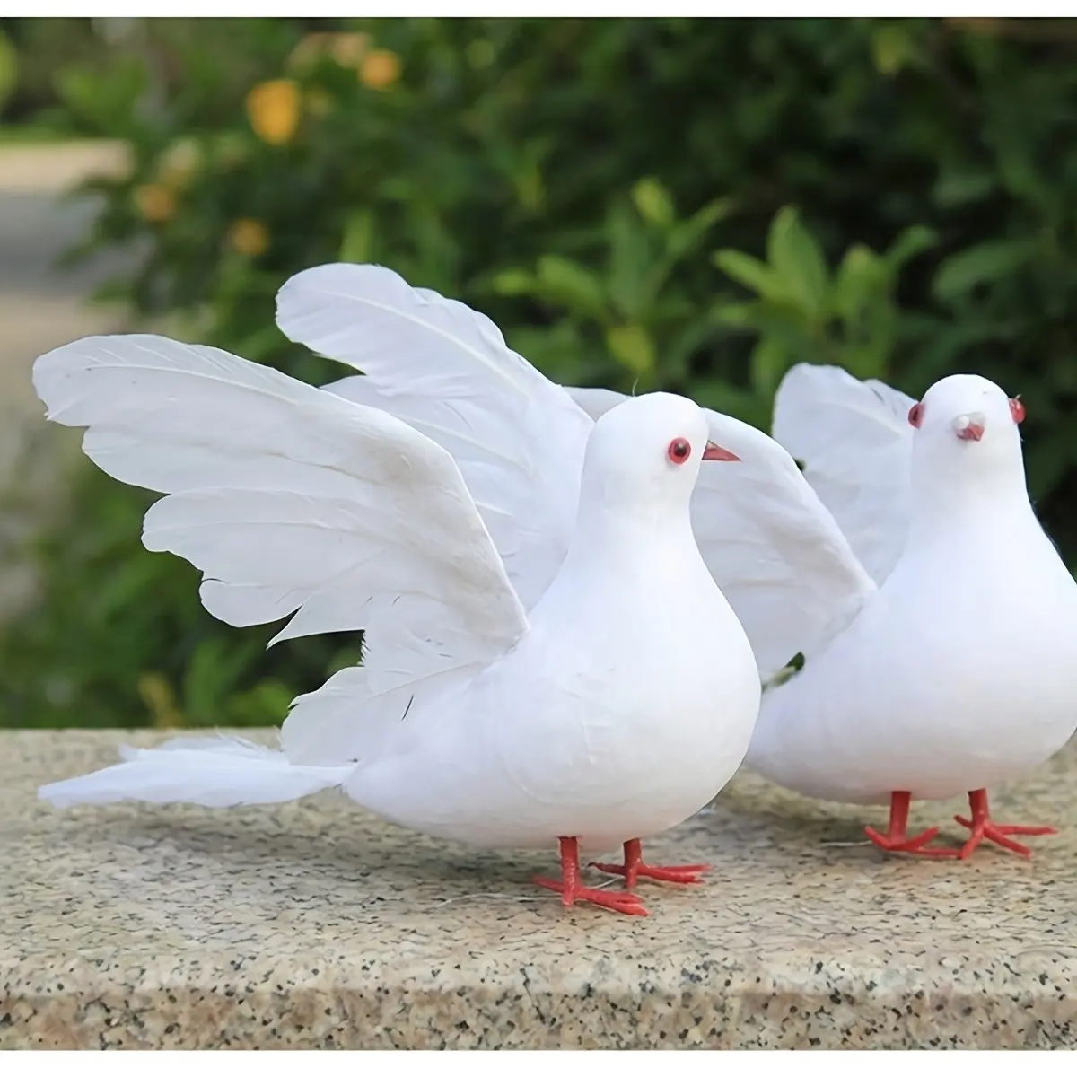 2pcs Realistic Artificial White Doves Suitable for Wedding & Garden Decor, Foam Dove Statues with Lifelooking Pigeons for Outdoor/ Decoration, Symbolic Peace Dove Gift for Hope Theme