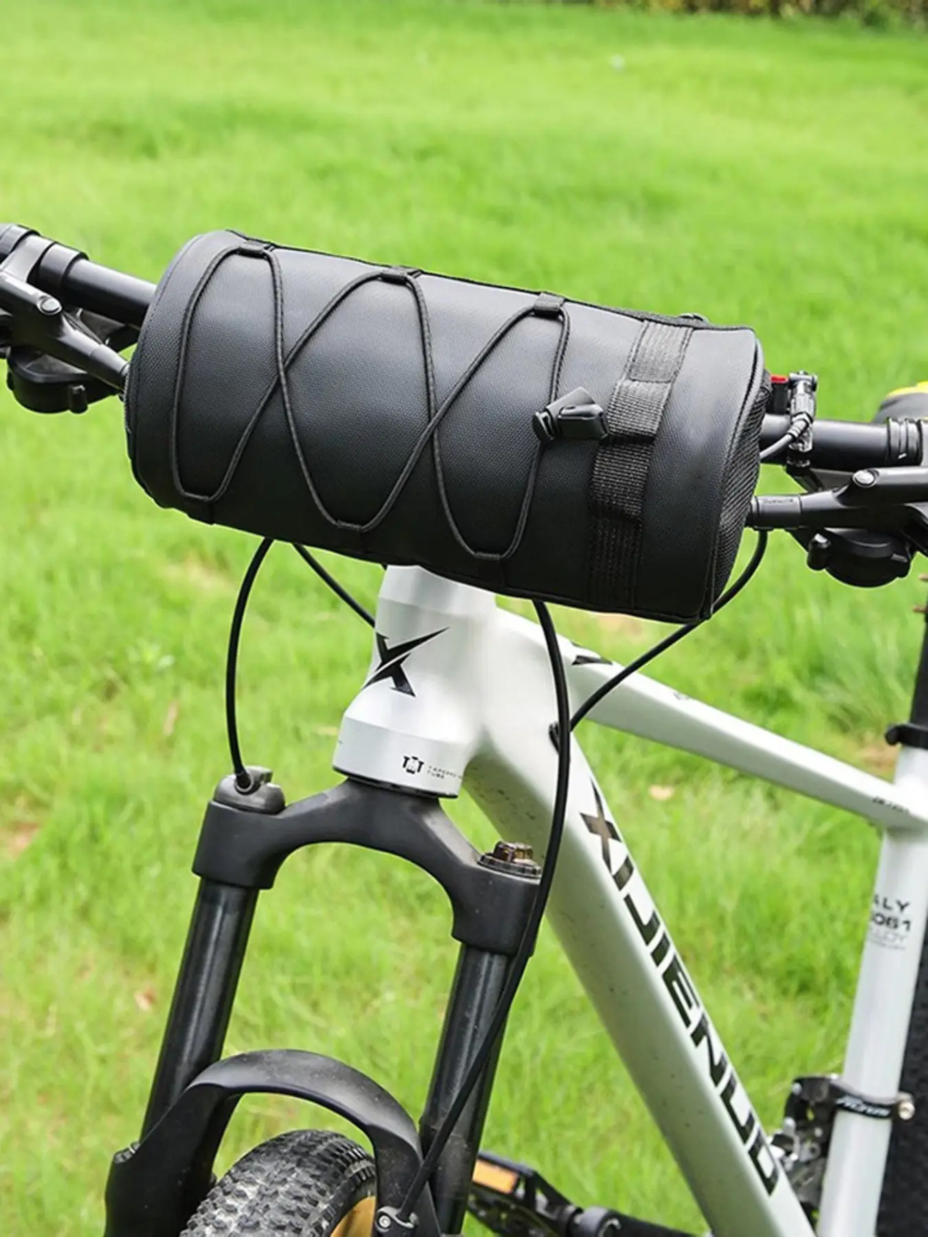Mountain Bike Front Rack Bag, Large Capacity Multi-Functional Crossbar Pouch, Single Shoulder Pack, Ideal for Outdoor Cycling Adventures
