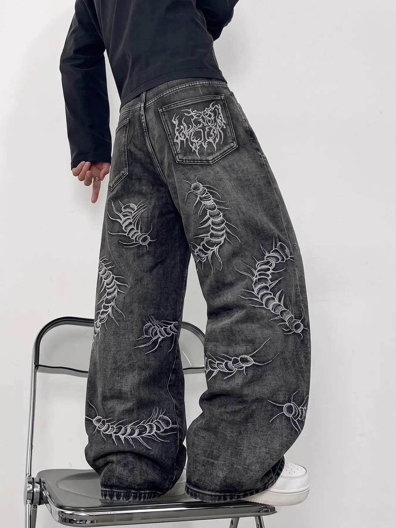 Y2K High Street Style Jeans, Embroidered Worm Pattern, Loose Fit, Hip-Hop Drop Leg, Versatile Straight Leg Pants, All Seasons