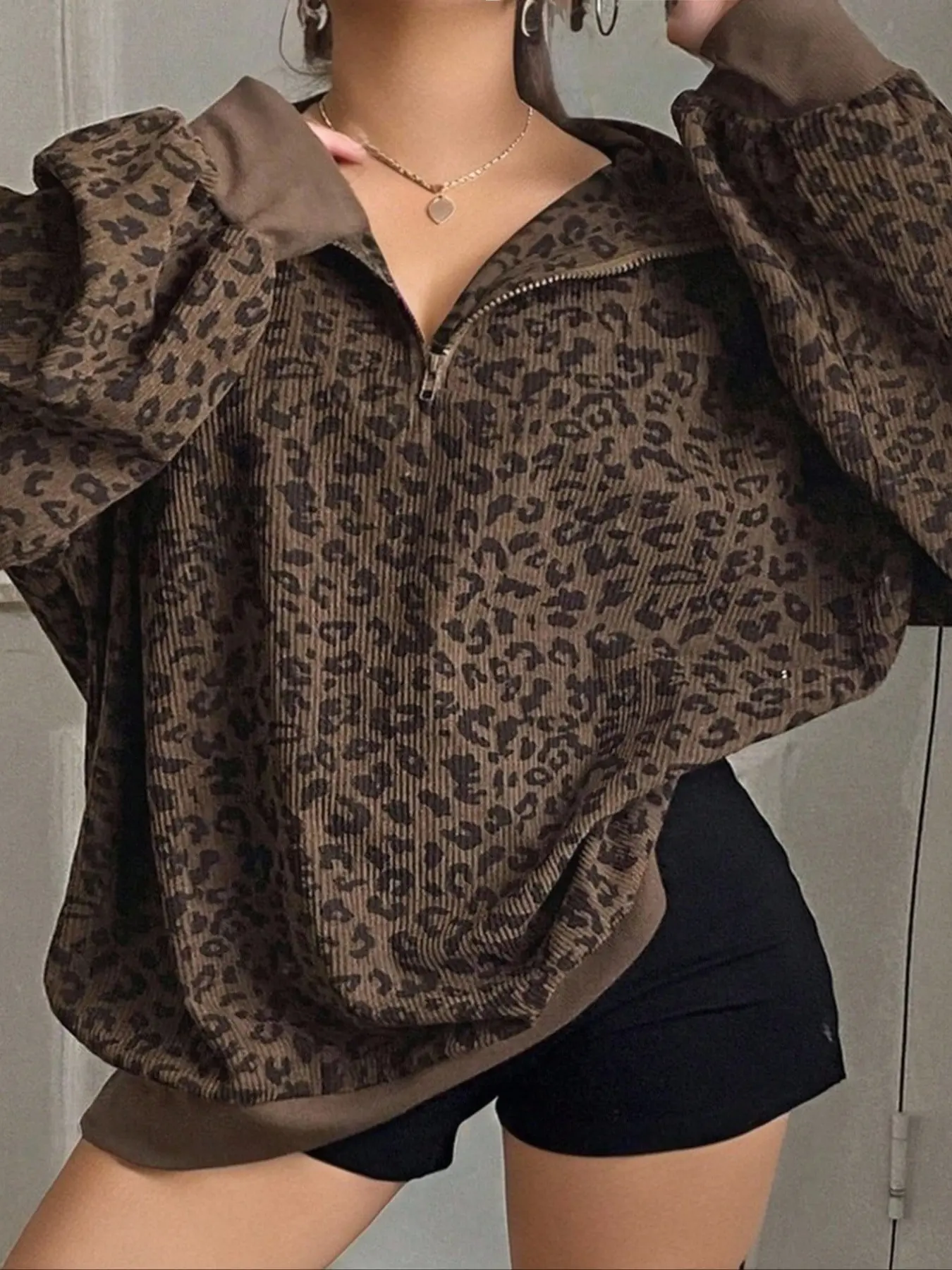 Women's Plus Size Fashion Zipper Long Sleeve Leopard Print Hoodie, Stylish Casual Loose Winter Sweatshirt for Everyday Dates