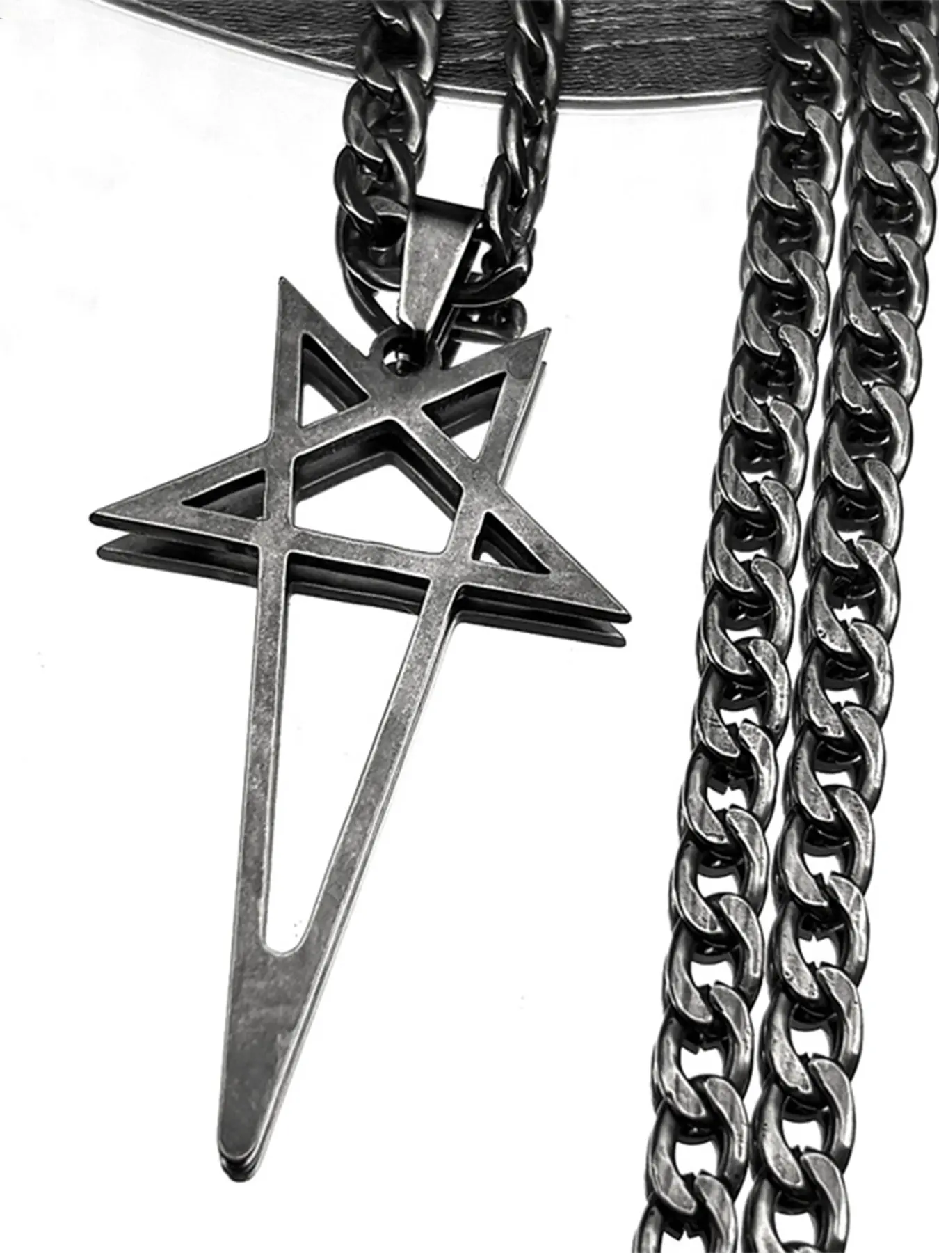Gothic Punk Pentagram Pendant Necklace Fashion Jewelry for Women Men Stainless Steel Gun Black Color Hip Hop Chain Star Party Gift
