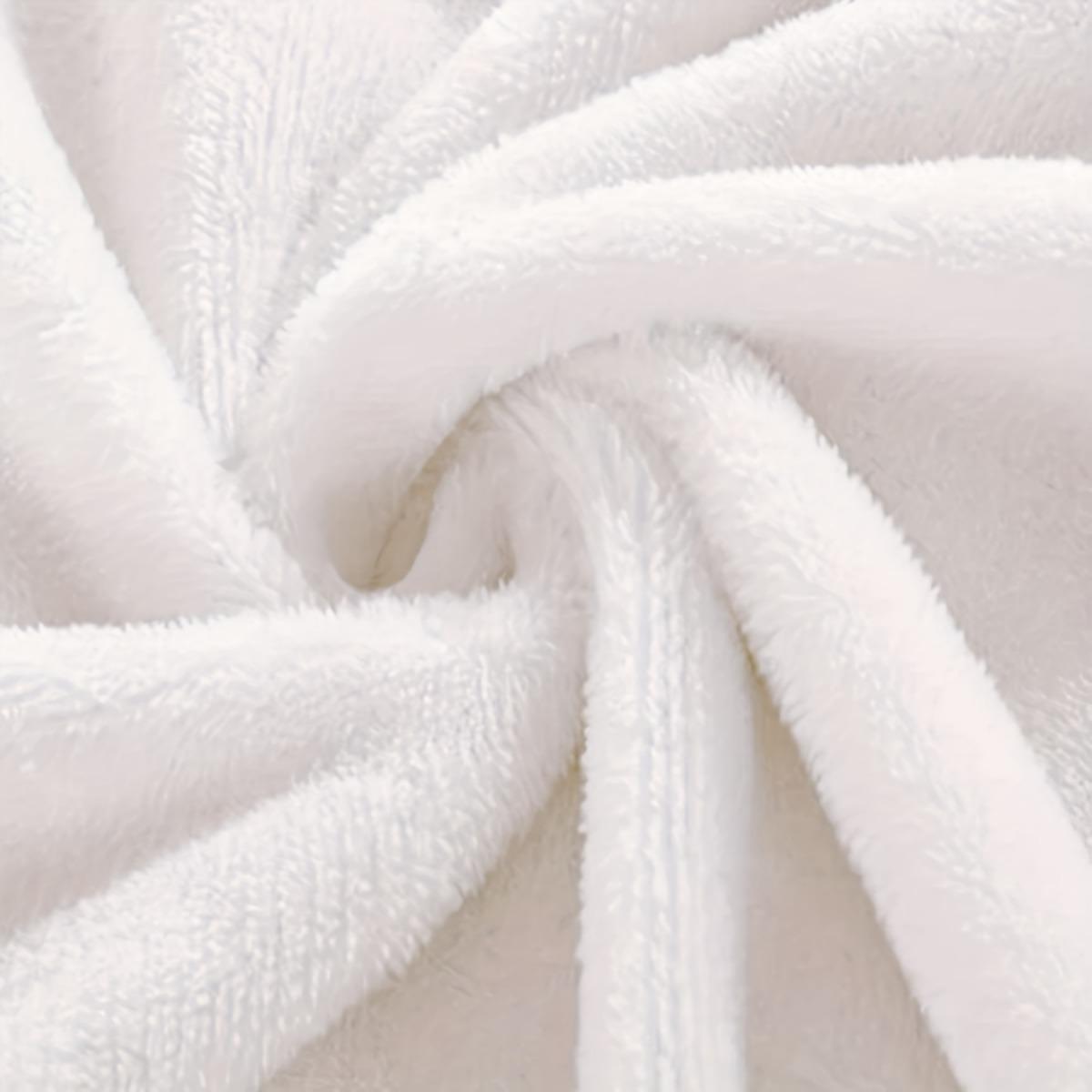 Daniel Larson Selfie Furry Blanket: Soft Warm, Perfect Gift For Family & Friends Heavyweight Quality Holiday Gift Idea Ultra Soft  Flannel Blanket - Couch Throw For Winter Warmth Luxury Plush Flannel Throw - Queen Size Bed Decoration