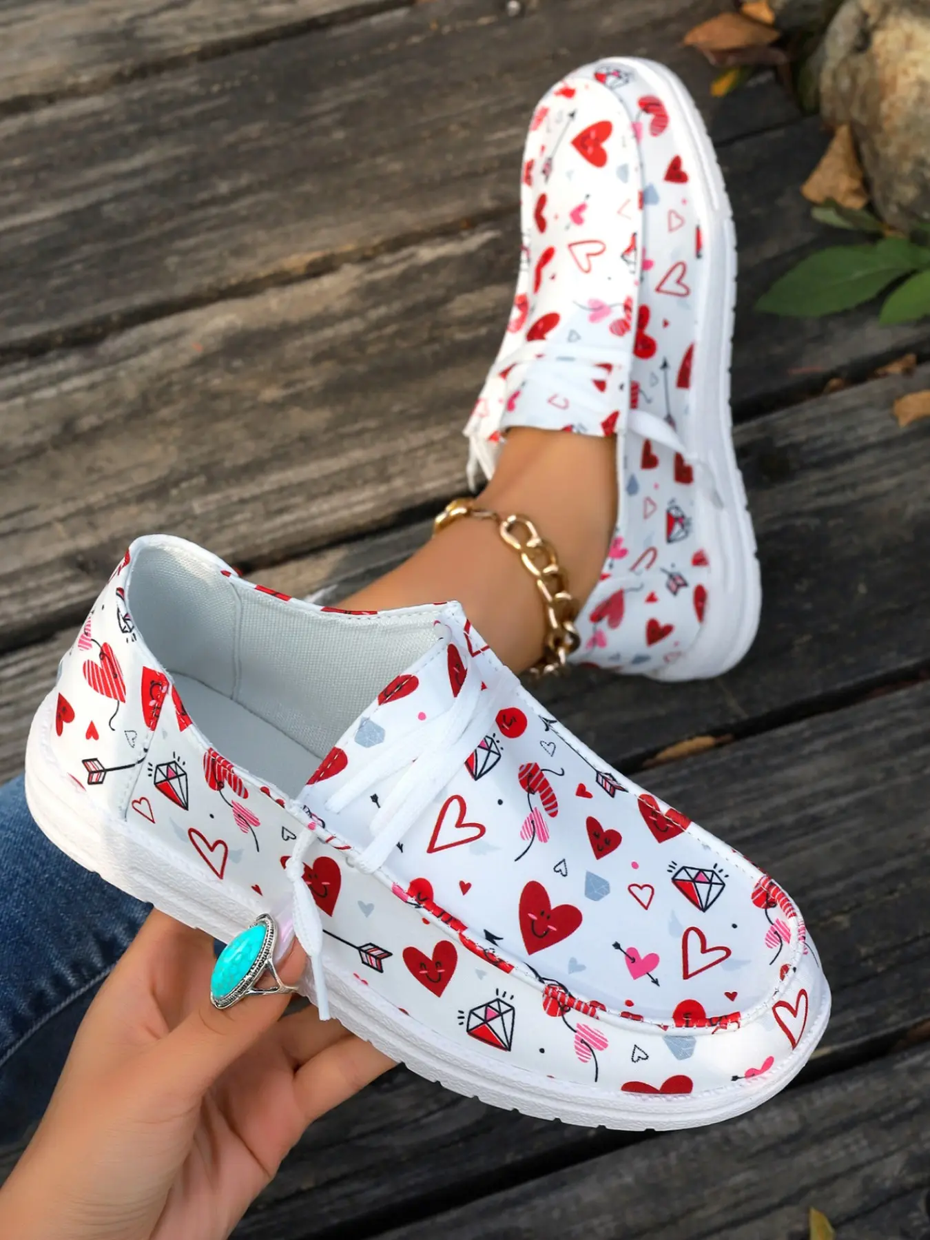 Women's Cartoon Heart Print Low Top Rubber Sports Shoes, Cute Casual Canvas Sneakers, All Seasons, Textile Upper, Rubber Sole