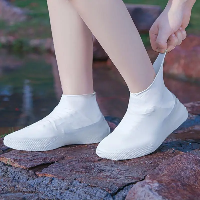 Reusable Waterproof Anti-Slip Rubber Boot Covers, Foldable Outdoor Foot Protection, Suitable for Men and Women, Mid-Heel Rain Shoe Sleeves