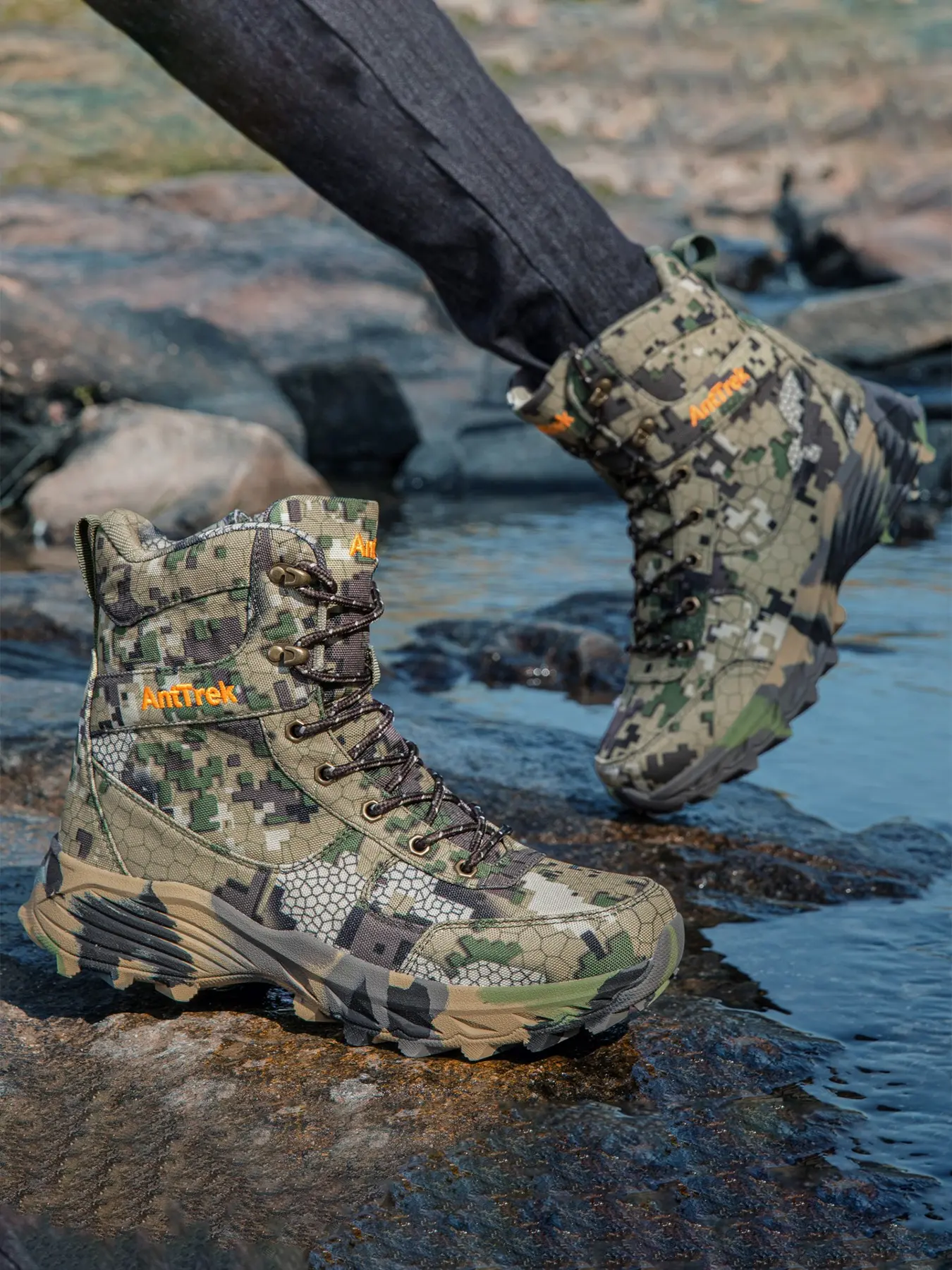 Men's Large Size Camouflage Training Boots, Outdoor Hiking Boots, Professional Climbing Shoes, Short Boots, Outdoor Sports Shoes