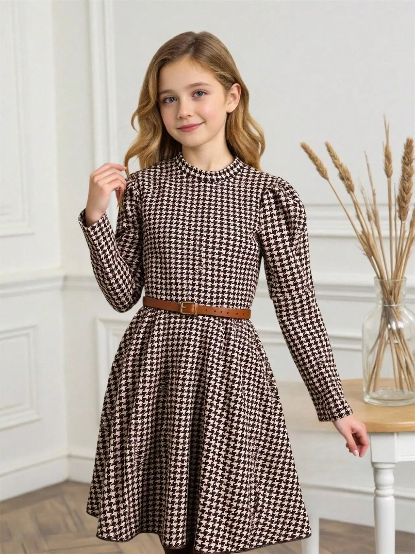 Girls' Casual Fashion Girly Round Neck Plaid Midi Dress, Waist Cinched Long Sleeve Design, No Belt Included, Perfect for Daily Wear