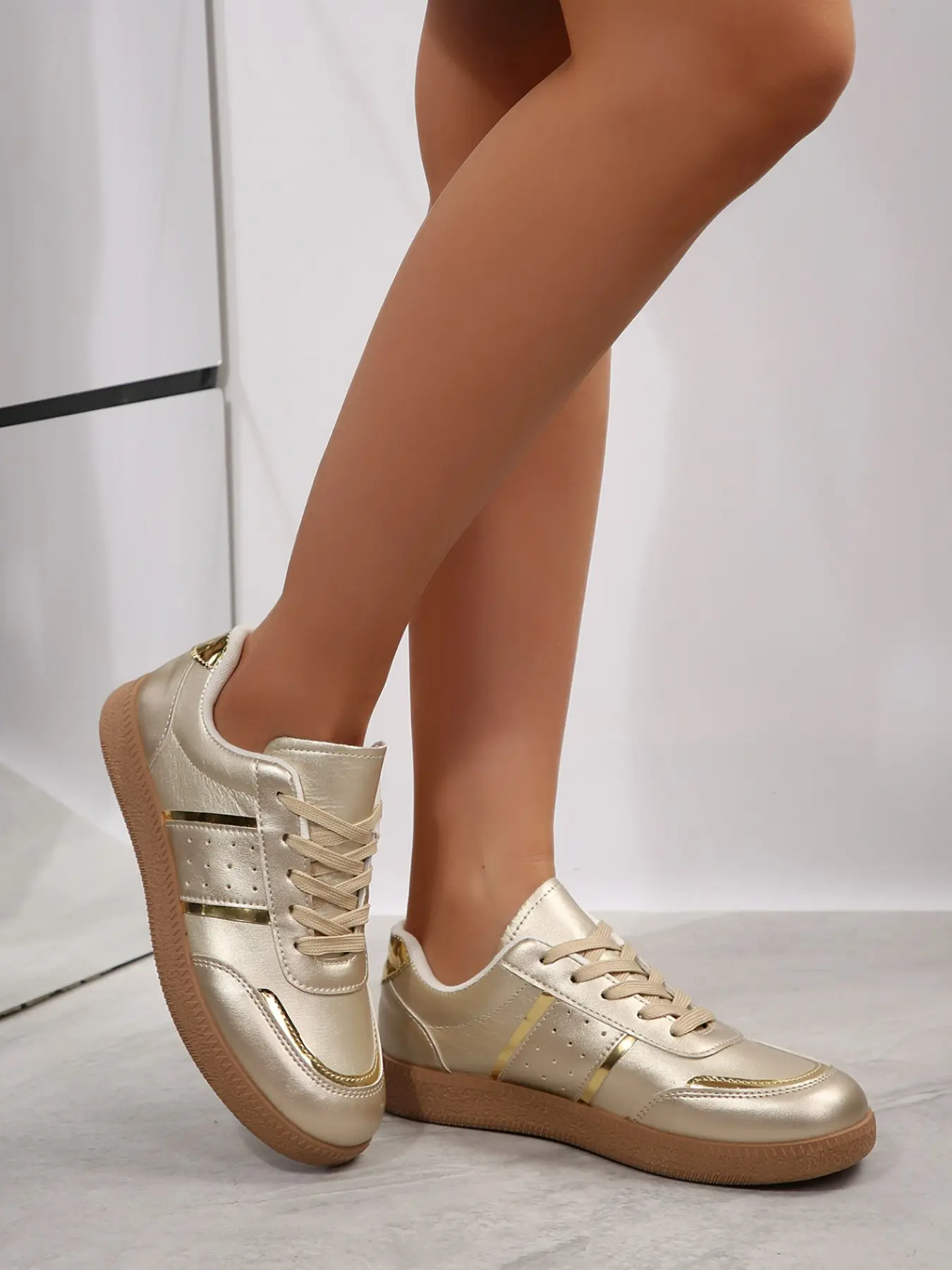 Vintage Glossy Gold Agan Casual Shoes, Side Gold Embellishment, Soft Sole, Versatile for Jeans and Dresses, Women's Low Top Sneakers Walking Shoes