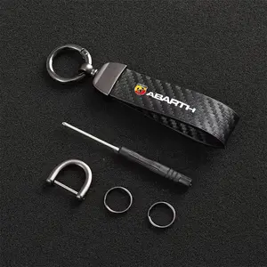 Carbon Fiber Texture Metal Keychain, Creative Key Accessory for Men and Women, High-Quality Key Ring for Fiat Abarth Models