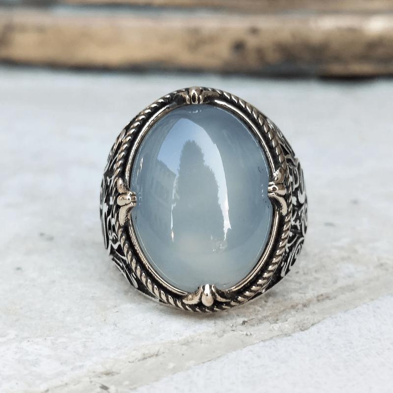 1pc Vintage Ring Inlaid Moonstone In Egg Shape Retro Flower Carving On The Band Suitable For Men And Women Match Daily Outfits Party Accessory