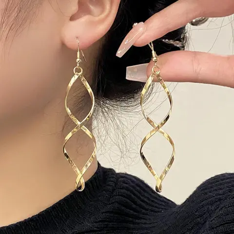 Geometric Wavy Curve Design Dangle Earrings, Unique Elegant Alloy Jewelry for Women, Casual Ear Jewelry for Party, Club and Daily Wear