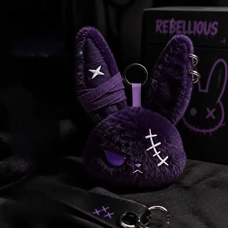 1/2pcs Gothic Style Fluffy Bunny Keychain, Dark Fashion Rabbit Head Bag Charm, Unique Plush Animal Key Holder for Women, Stylish Accessory, Creepy Keychain, Aesthetic Keychain, halloween decoration, Keychain Accessories
