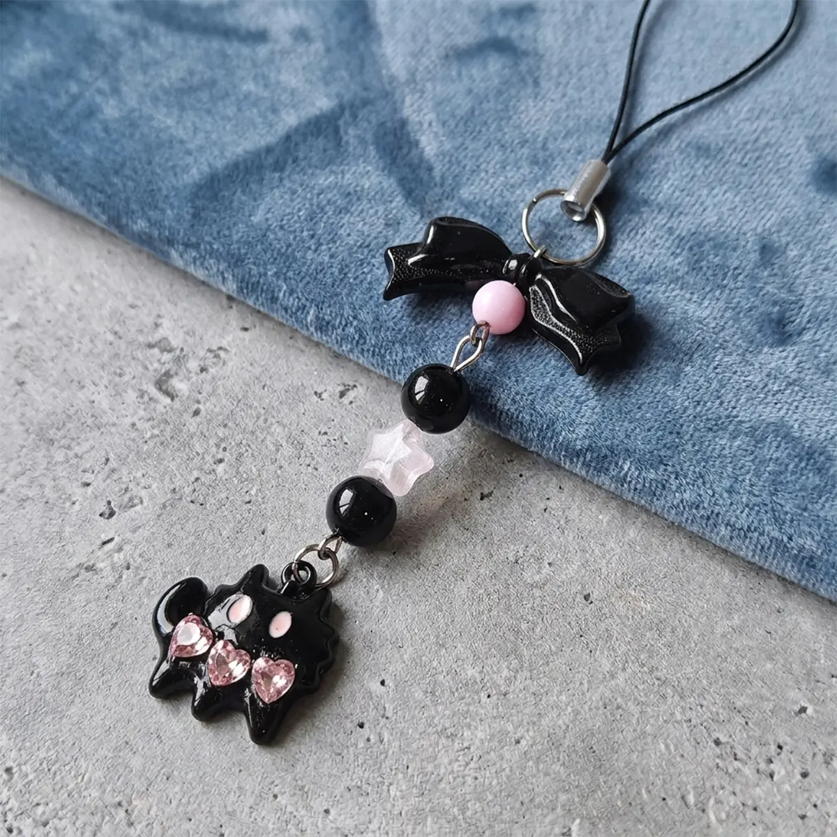 1pc Black Cat Phone Charm, Bowknot Crystal Bead Keychain Lanyard Strap With Rhinestone Pink Cat Cute Y2K Coquette Bag Charm For Phone Case Camera Backpack Women Gift, Cell Phone Charm