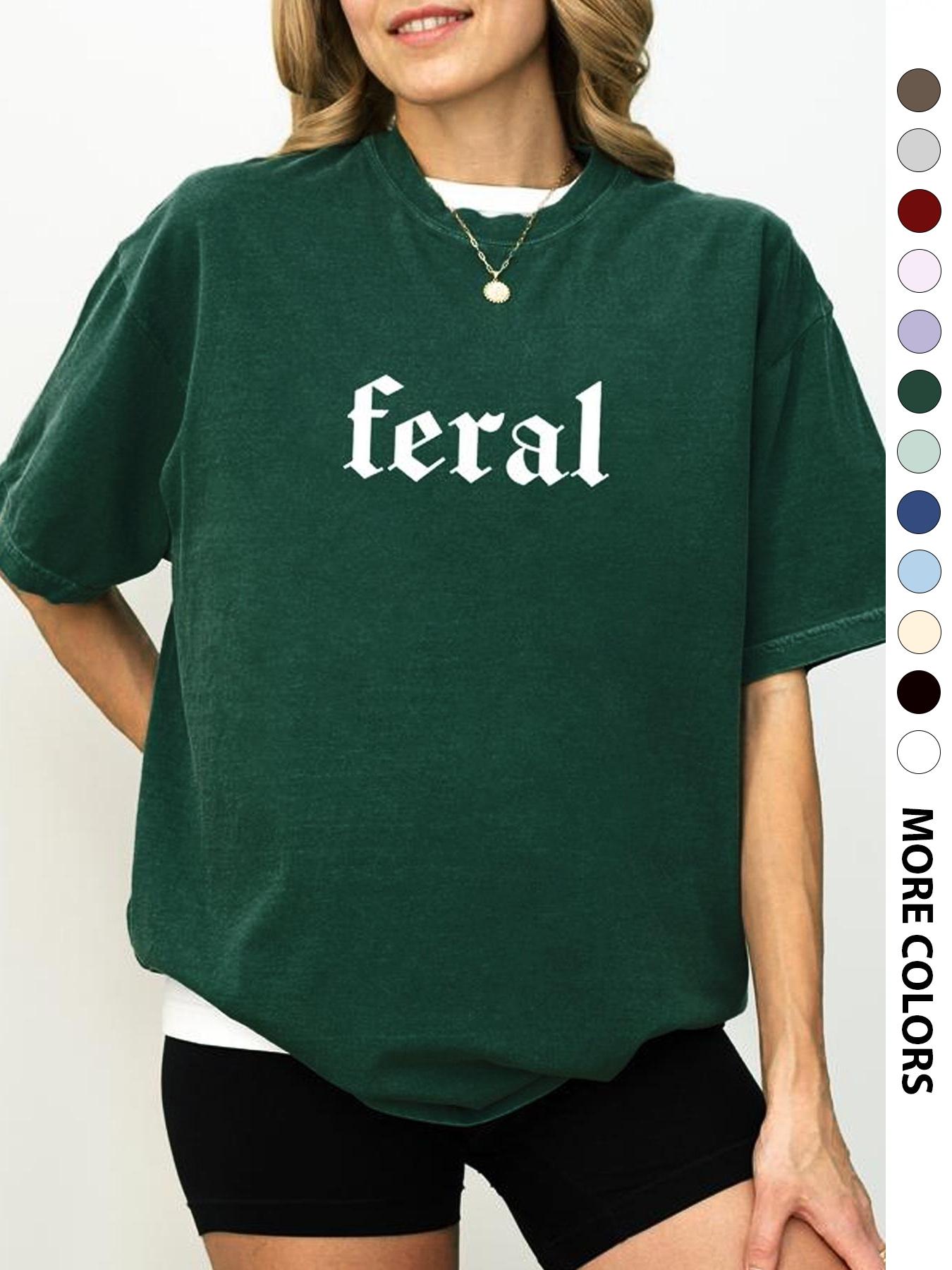 Women's "FERAL" Slogan Print Round Neck Tee, Fashion Casual Crew Neck Drop Shoulder Fitted T-Shirt for Daily Holiday Vacation Outdoor Wear, Ladies Clothes for All Seasons