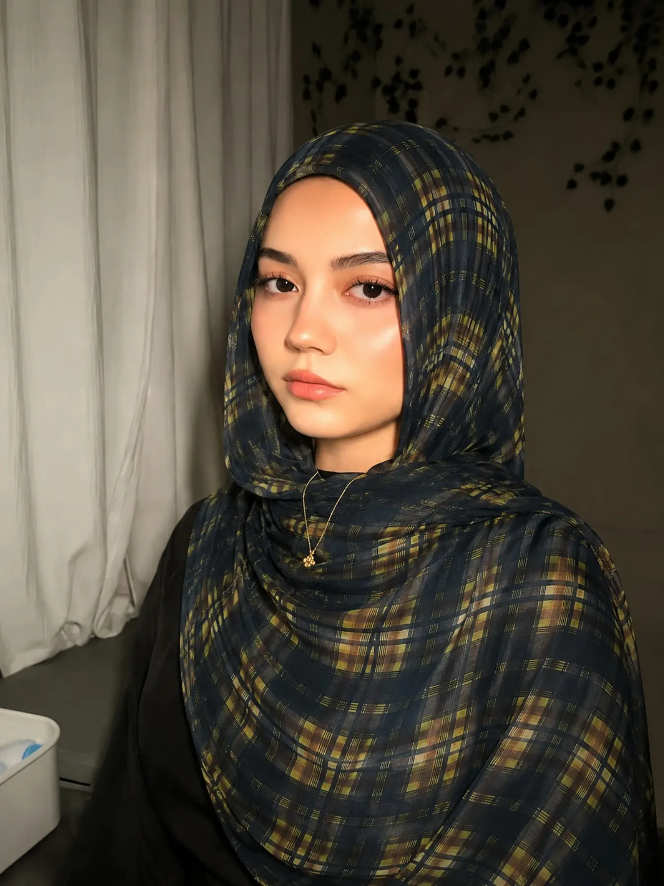 Women's Blue Plaid Digital Print Cotton Linen Headscarf Hijab, Soft Breathable, Modest Fashion for Muslim Daily Beach Prayer Eid, Ideal Eid Gift