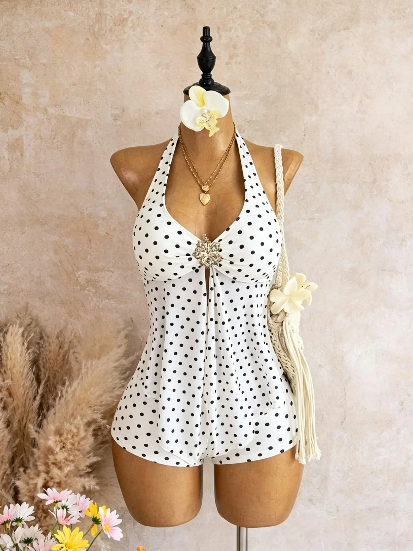 Summer New Women's Polka Dot Halter Metal Flower Decor, Flowing Mesh High Waist Bikini Bottoms, Beach Party Swimsuit Set, Chic Swimwear Set