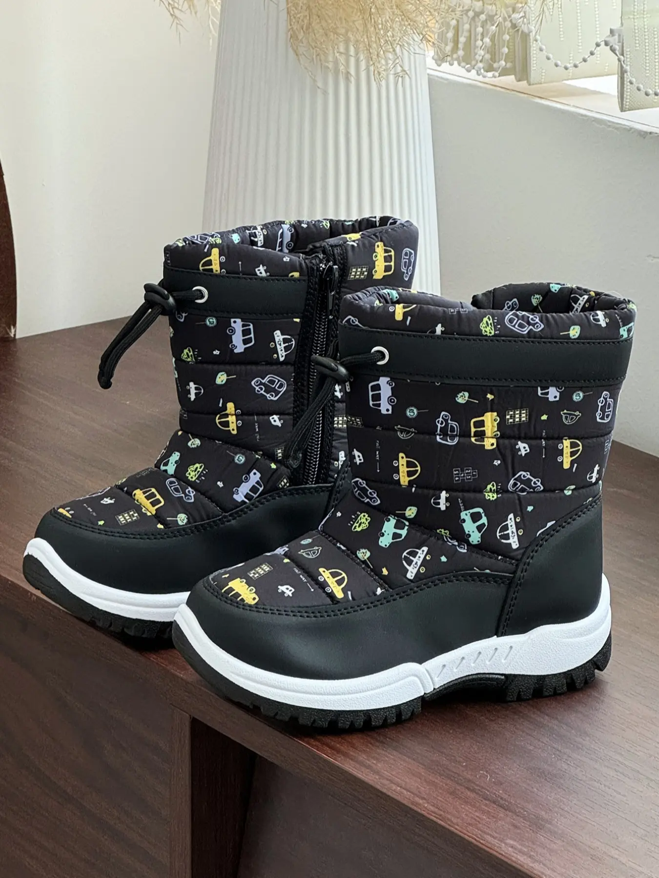 Boys' Snow Boots Outdoor Shoes Fashionable Kids Footwear, Girls' Winter Boots, Unisex Snowboots, Youth Snow Boots, Comfortable and Stylish