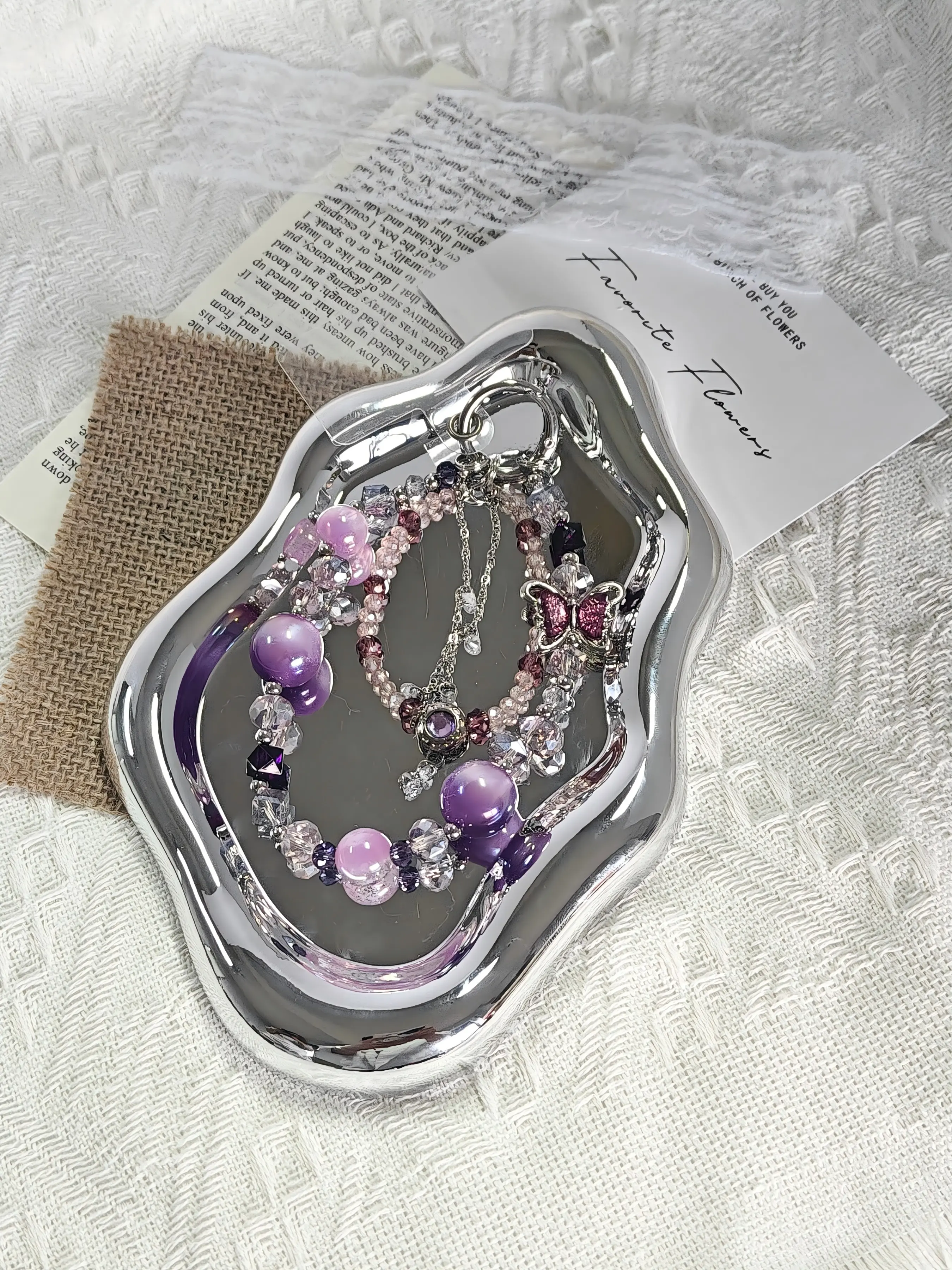 Butterfly Beaded Phone Chain Pendant, Elegant Fashion Accessory, High-End Heart Bag Charm, Versatile Jewelry for All Occasions