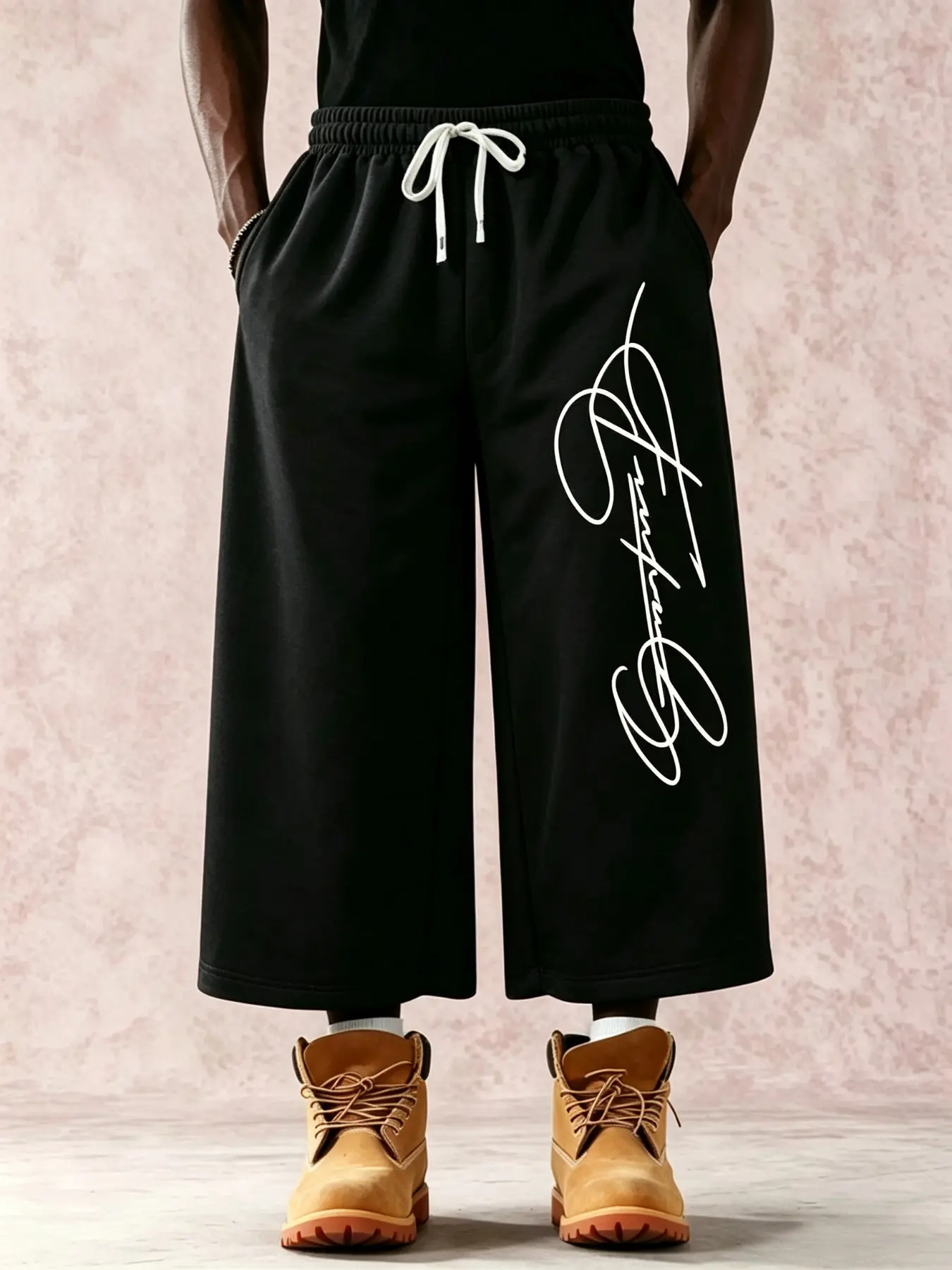 2026 Trending Gen Z Minimal Signature Graphic Cropped Joggers Men Wide Leg Knee Length Casual Sweat Trousers Elastic Waist Neutral Drawstring Side Pocket Light Heather Gray Summer Athleisure Bottoms Trendy Skater Rap Streetwear For Young Men Training Dail