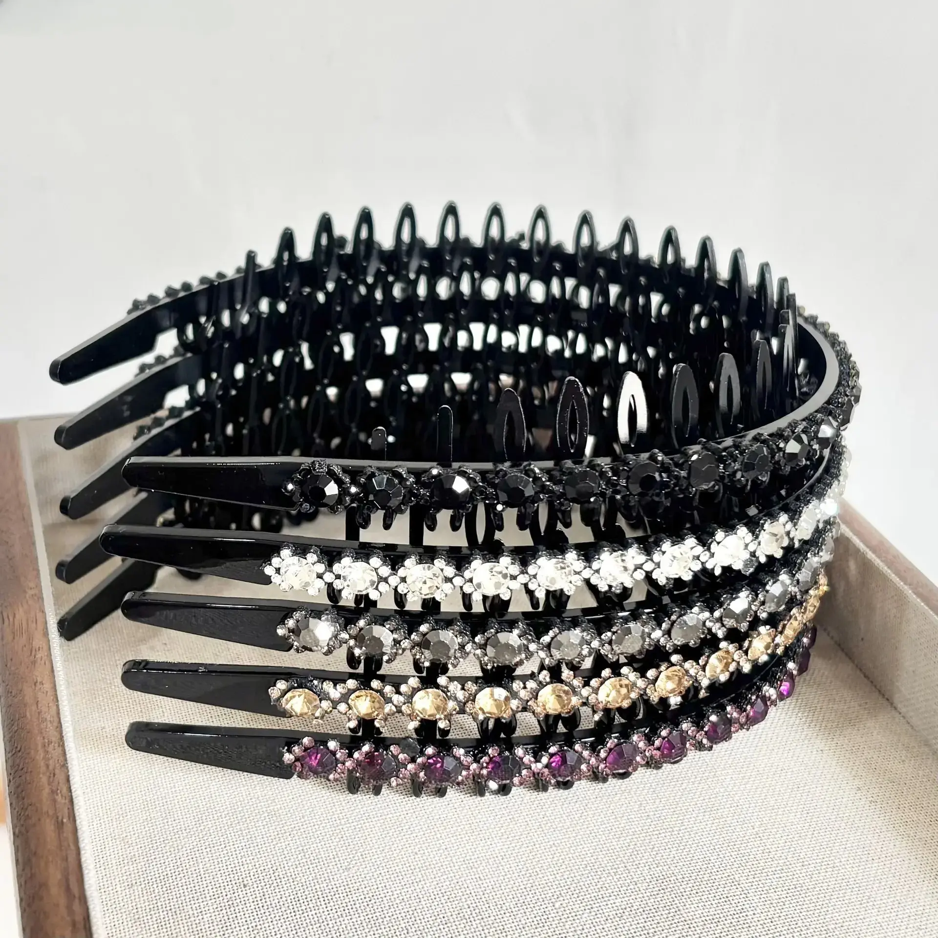 4-Piece Wide Knotted Headband Set for Women, Elegant Fashion Hair Accessories with Decorative Faux Inlay, Stylish Hair Bands Suitable for Daily Outfit Matching