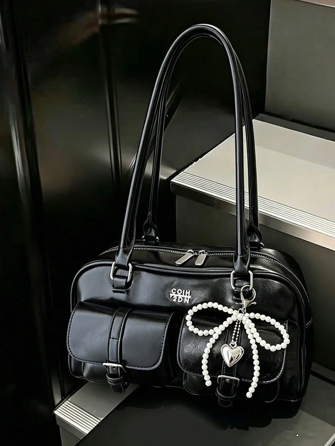 Light luxury style elegant and exquisite practical texture shoulder bag, Chic crossbody bag, multi pocket design, with pearl bow and heart element pendant, simple and fashionable personalized armpit bag, can accommodate mobile phones and keys