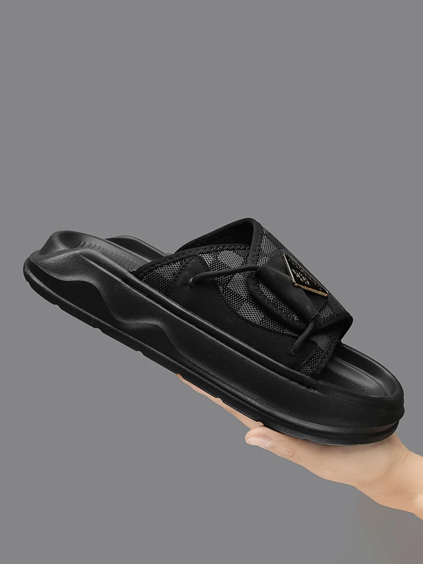 New Summer Men's Beach Sandals, Casual Everyday Wear, Versatile Men's Flip Flops, Slides Men, Outdoor Beach Shoes, Comfortable and Stylish, Fashionable Pu Slides