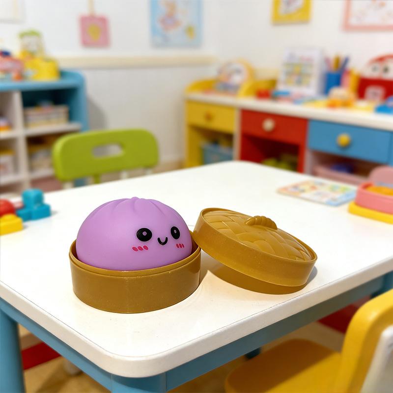 Light-Up Steamed Bun Squishy Toy – Soft Squeeze Stress Relief Toy with Air Release, Funny Prank Gadget