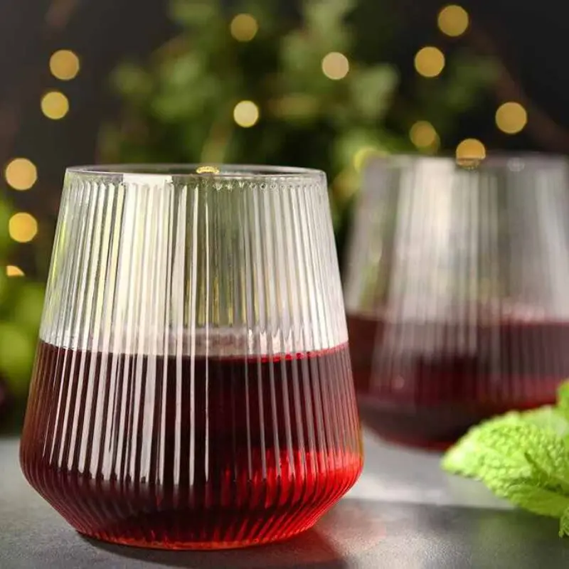 Disposable Drink Cups, 24 Pcs 12oz Transparent Textured Plastic Wine Glasses, Reusable Champagne Cups, Elegant Whiskey Cups, Clear Cups, Drinking Cups for Weddings, Bars & Party Supplies