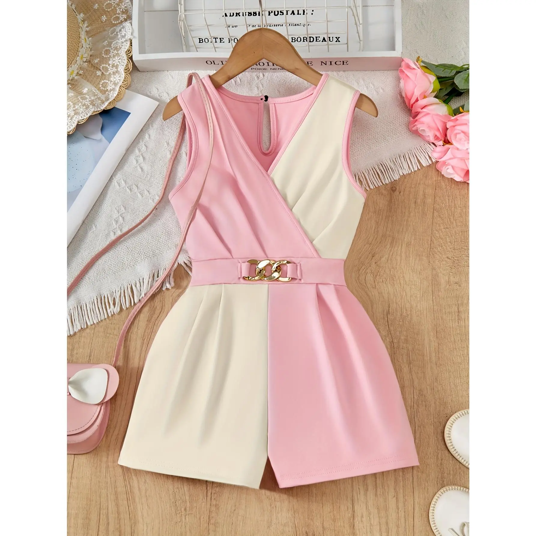 Summer girls' fashion casual refreshing color-blocking design, elastic waist with chain buckle, comfortable and soft knitted jumpsuit, suitable for outdoor travel wear-DHY