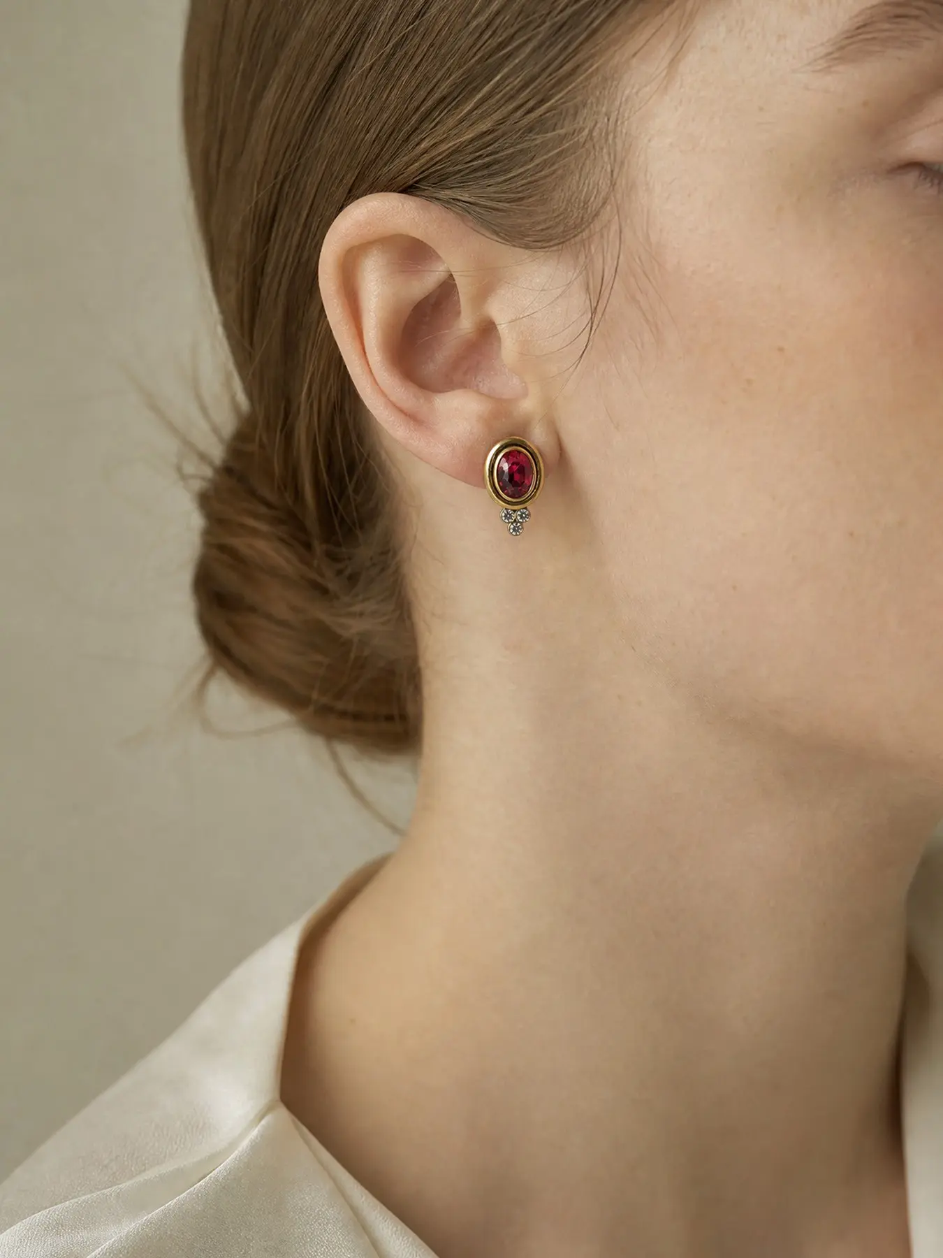 Vintage Court Style Burgundy Oval Earrings Multi-layer Metal Bezel Elegant Jewelry For Wedding Banquet Gift Giving