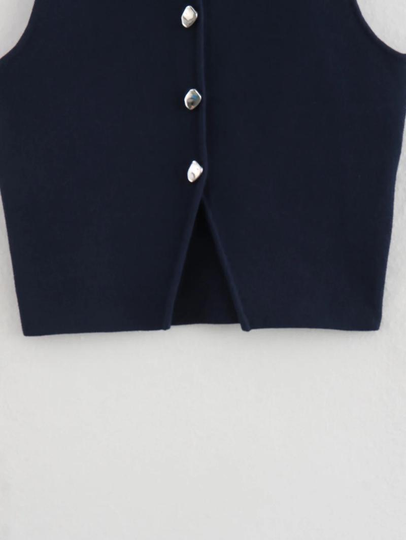 New styleTRAF White Knit Button Short Tops Woman 2025 Summer Tanks Camis Tops for Streetwear Vest Tank Female