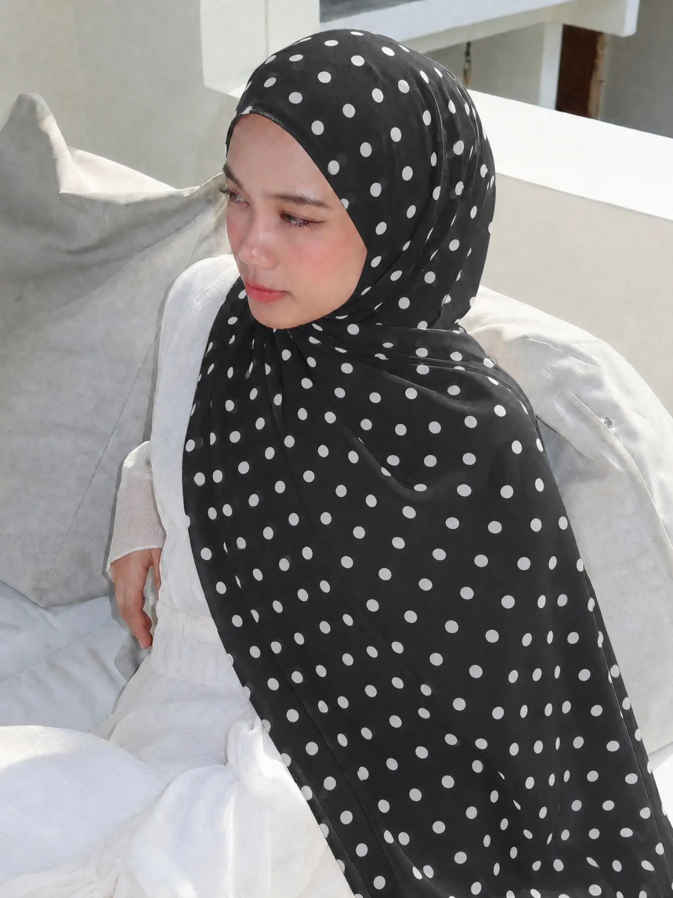 Women's Polka Dot Digital Print Chiffon Long Scarf, High-End Wrap, Muslim Fashion Daily Wear, Sun Protection Long Shawl