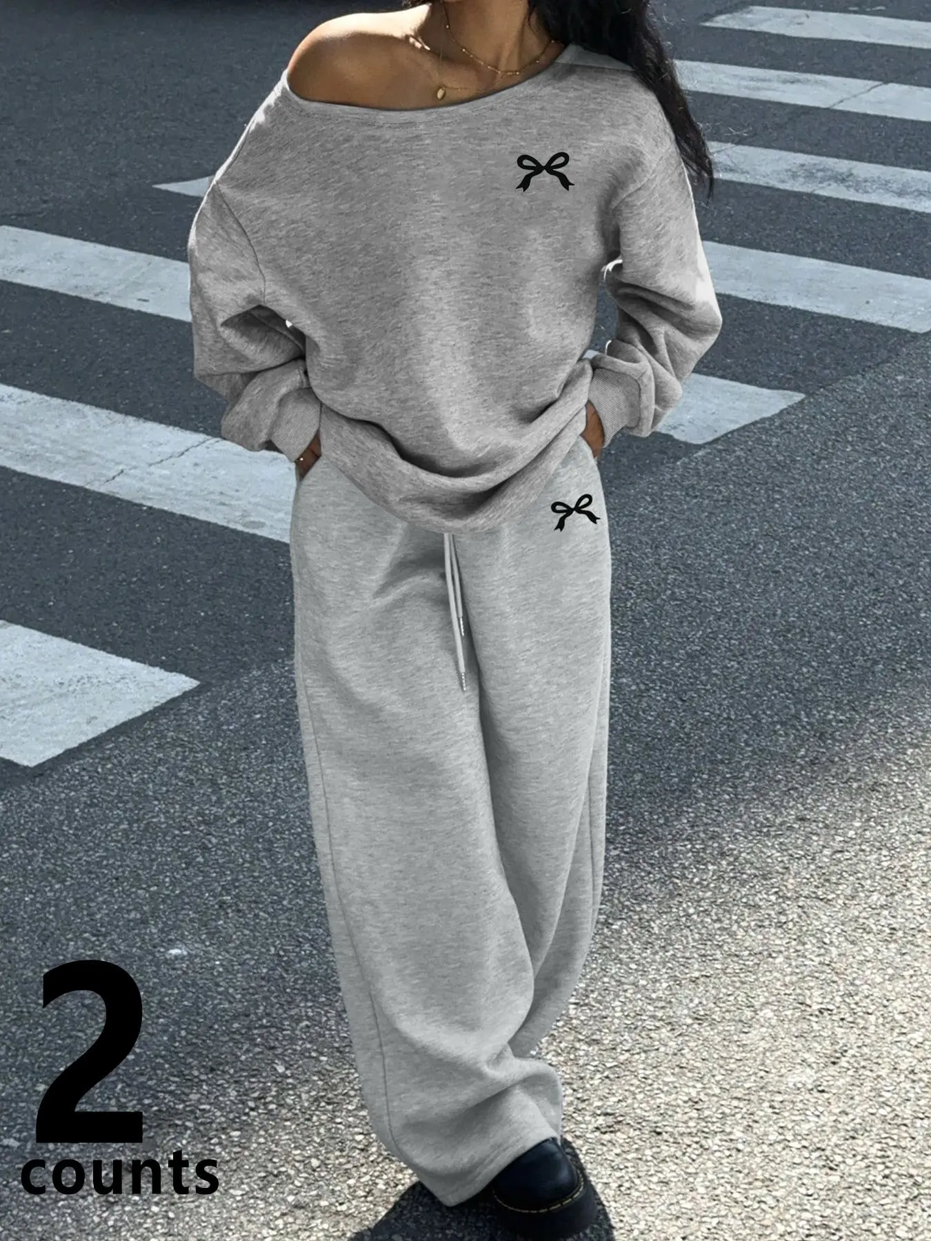 Women's Grey Bow Print One Shoulder Sweatshirt & Casual Sweatpants 2 Piece Set, Lazy Street Relaxed Outfit For Daily Going Out & Loungewear