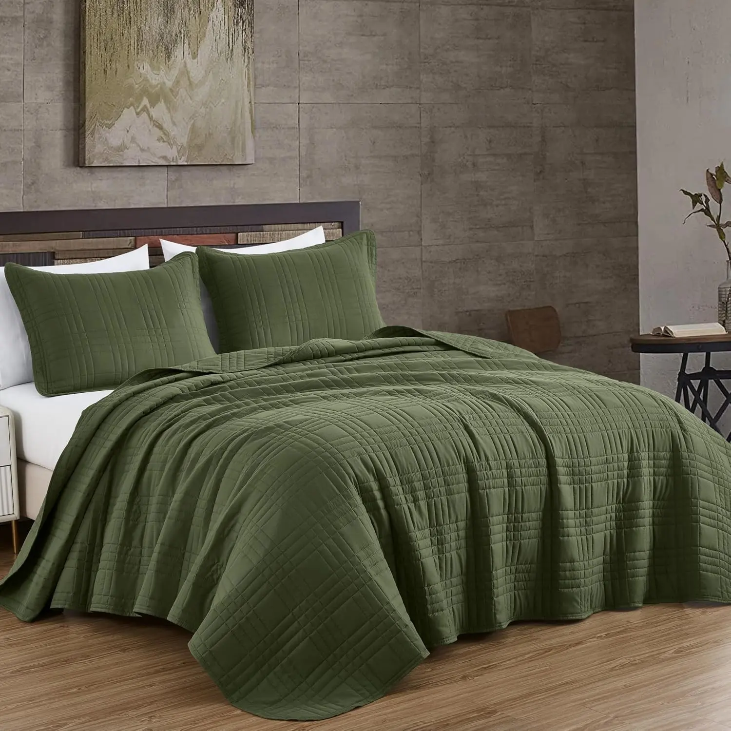 Kingston Queen Size Quilt Bedding Set, 3-Piece Olive Green Oversized Quilted Microfiber Lightweight Bedspread Coverlet (100"x106") for All Seasons