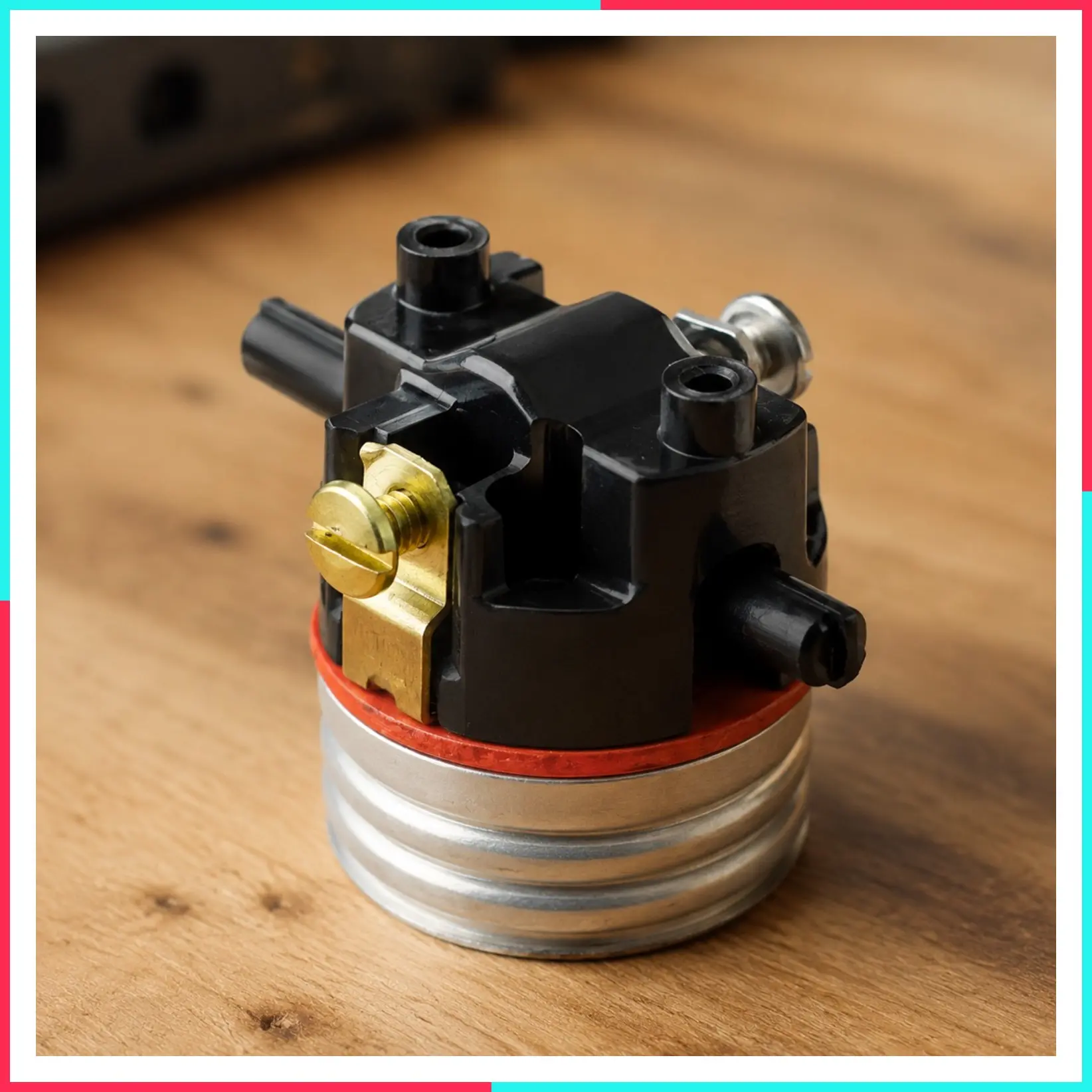Medium Base Interior Only, Shell Incandescent Lampholder, Push-Through, Single Circuit, Brass, 7080-M