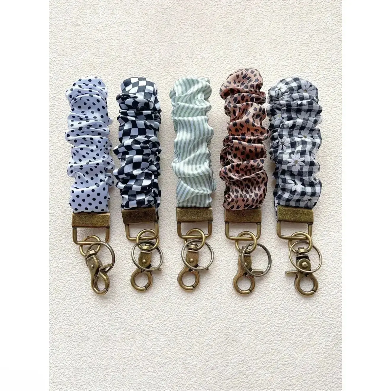 Scrunchie Wristlet Keychain for Women – Checkered, Daisy & Striped Print Elastic Key Ring Strap with Secure Clip, Cute Bag Charm for Keys & Everyday Use