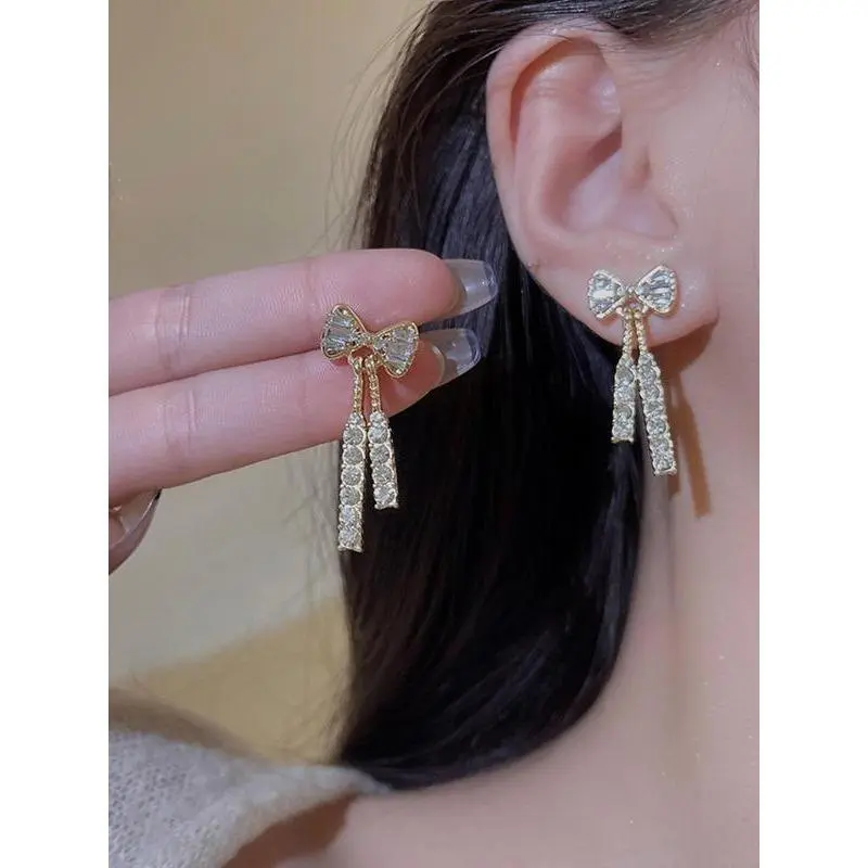 Women's Dainty Dangle Earrings, Sparkly Rhinestone Bow Knot Jewelry, Hypoallergenic Tarnish-Resistant Alloy for Party, Wedding, Birthday, Rhinestones