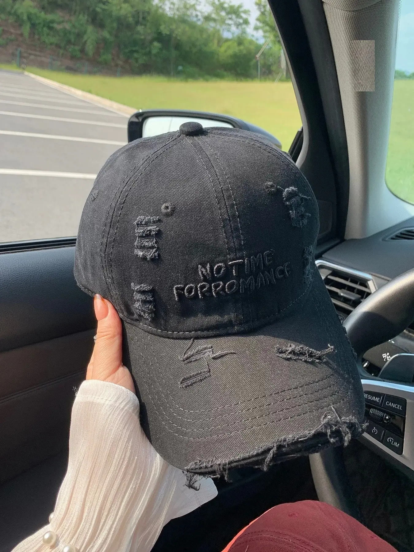 Unisex Baseball Hat with Letter Pattern, Oversized Wide Brim Soft Top Sun Hat, Casual Geometric Design, All Seasons Fitted Hat