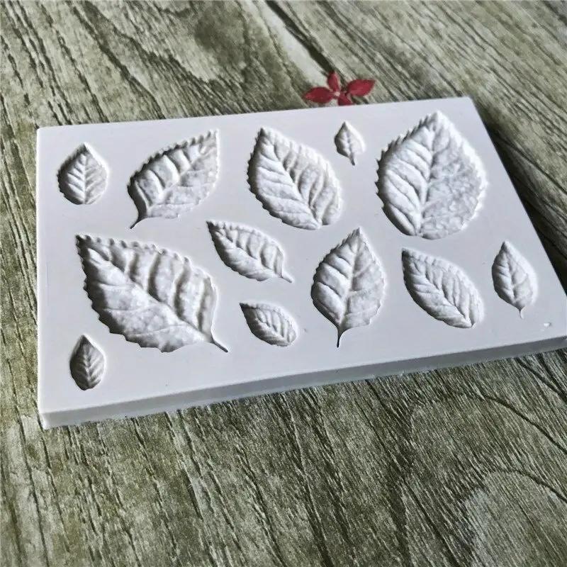 Leaf Shaped Silicone Mold, 2 Counts/set 3D Leaves Shaped Multi-purpose Cake Baking Mold, Candy Chocolate Fondant Paste Making Mold, DIY Cake Baking Mold, Baking Supplies, Baking Tools, Kitchen Gadgets, Kitchen Accessories