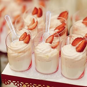 Make food sampling easy and clean with these 1000 mini clear taster spoons!Made of sturdy food-safe plastic, 2.95 x 0.79 inch slim design works wonderfully for jelly, ice cream, cake, spices, and appetizers.Disposable convenience