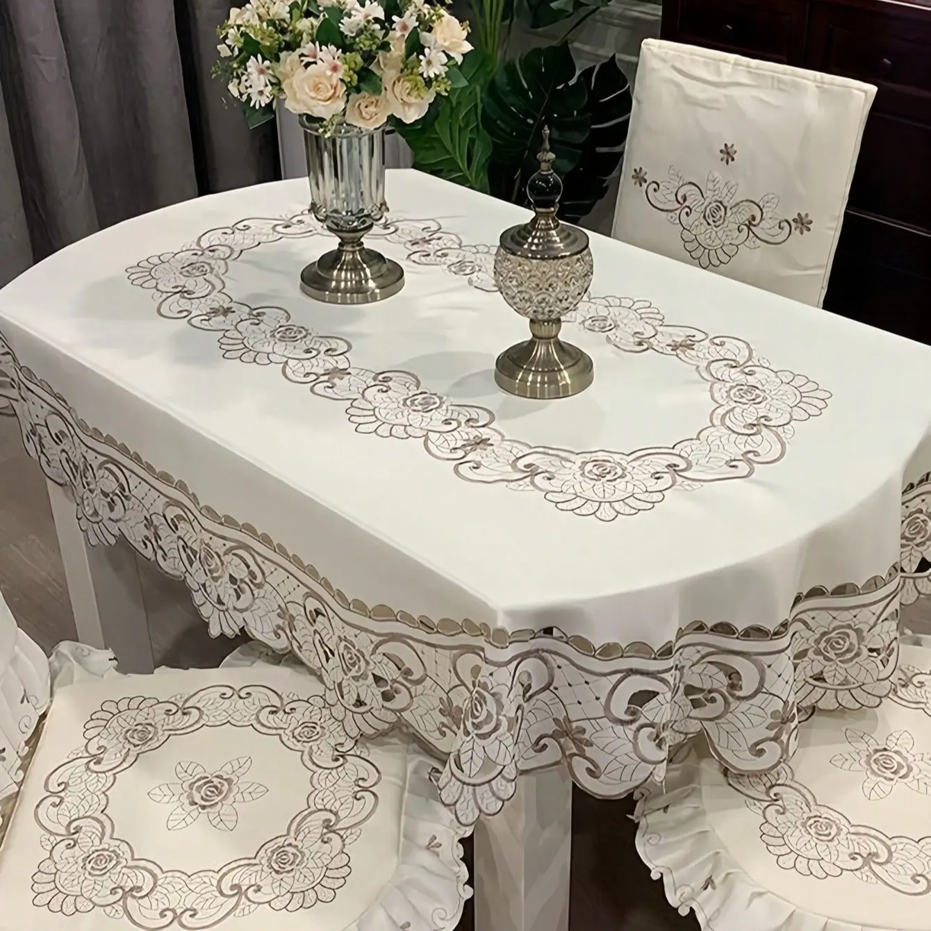 Elegant Oval Embroidered Tablecloth, European Style Polyester, Dust-Proof Heat-Resistant, Ideal for Dining Tables, Home Decor, Weddings, Parties