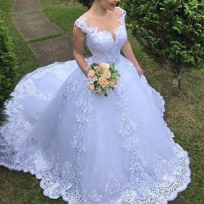 2026 New Style Large Train Wedding Dress, Retro and Sexy Tulle Long-Sleeve Wedding Dress