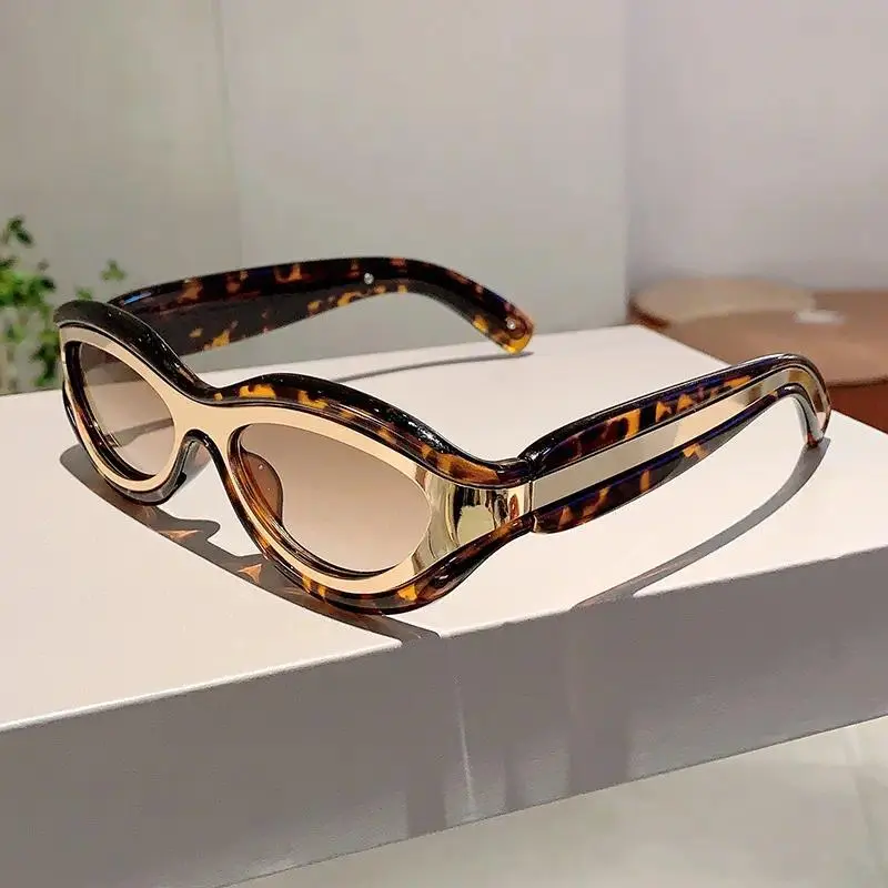 Viral Y2K Sunglasses, Oversized Retro Shades, Chic Unisex Eyewear for Festival Looks, Summer Outfits & Street Style