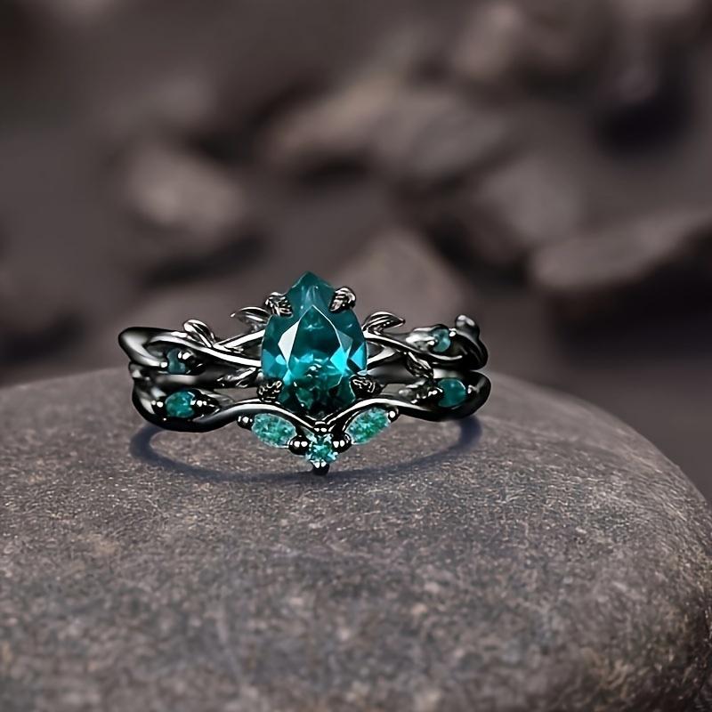 925 Sterling Silver Elegant Gothic Black Ring with Synthetic Emerald Grape Pear Design, Birthday Stone, Christmas Theme, Suitable for Daily and Party Occasions, Seasonal Jewelry Gifts