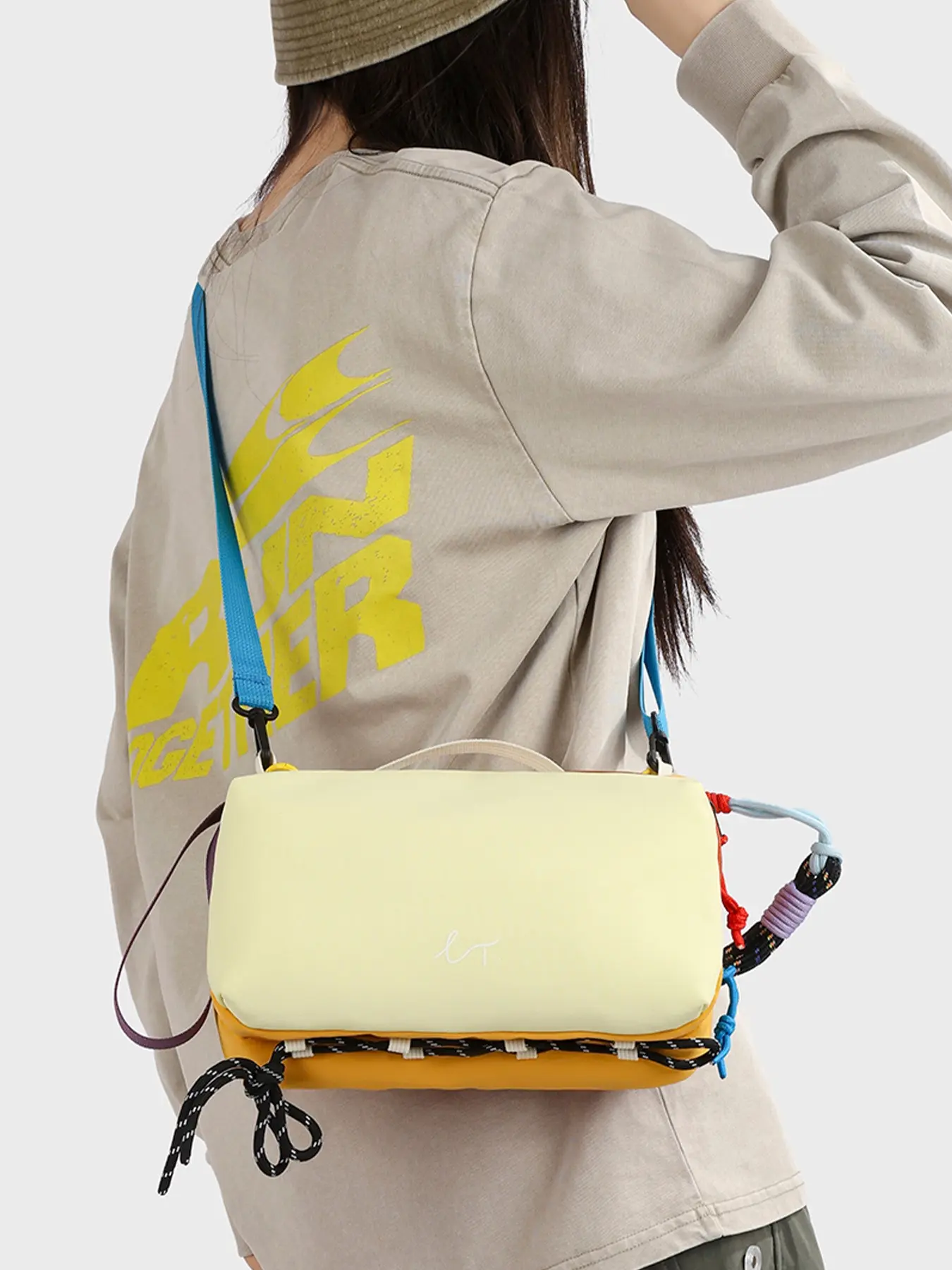 Dopamine Color Block Handbag, 2026 New Large Capacity Fashion Girl Makeup Bag, Portable Phone Bag, Outdoor Hiking Crossbody Bag, Everyday Bag
