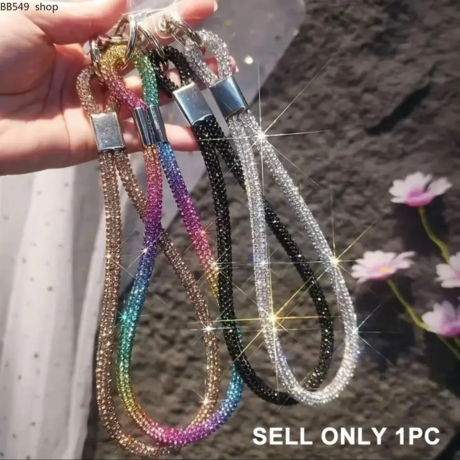 Rhinestone-Decorated Phone Lanyard – Durable Short Phone Charm Chain for Women, Fashion Cell Phone Strap Accessory for Daily Use & Bag Decoration