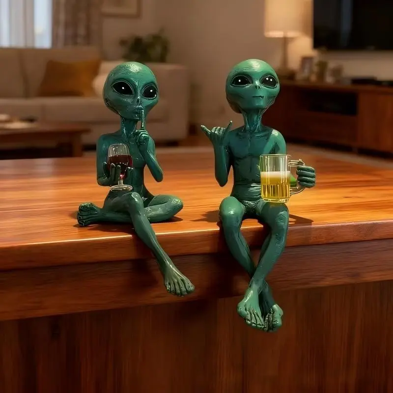 Alien Resin Ornament Ufo Indoor Outdoor Garden Decor, Funny Festival Home Decoration, Beer Alien Wine Alien Statue
