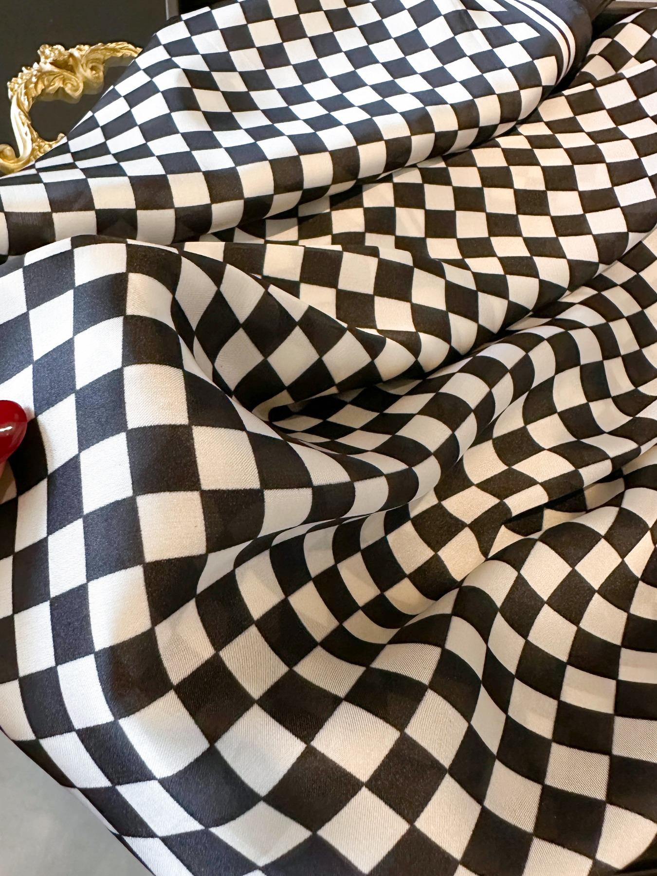 Women's Checked Pattern Contrast Binding Design Square Scarf, Casual Soft Comfortable Scarf for Daily Wear, Fashion Accessories for Women & Girls, Checkered Scarf