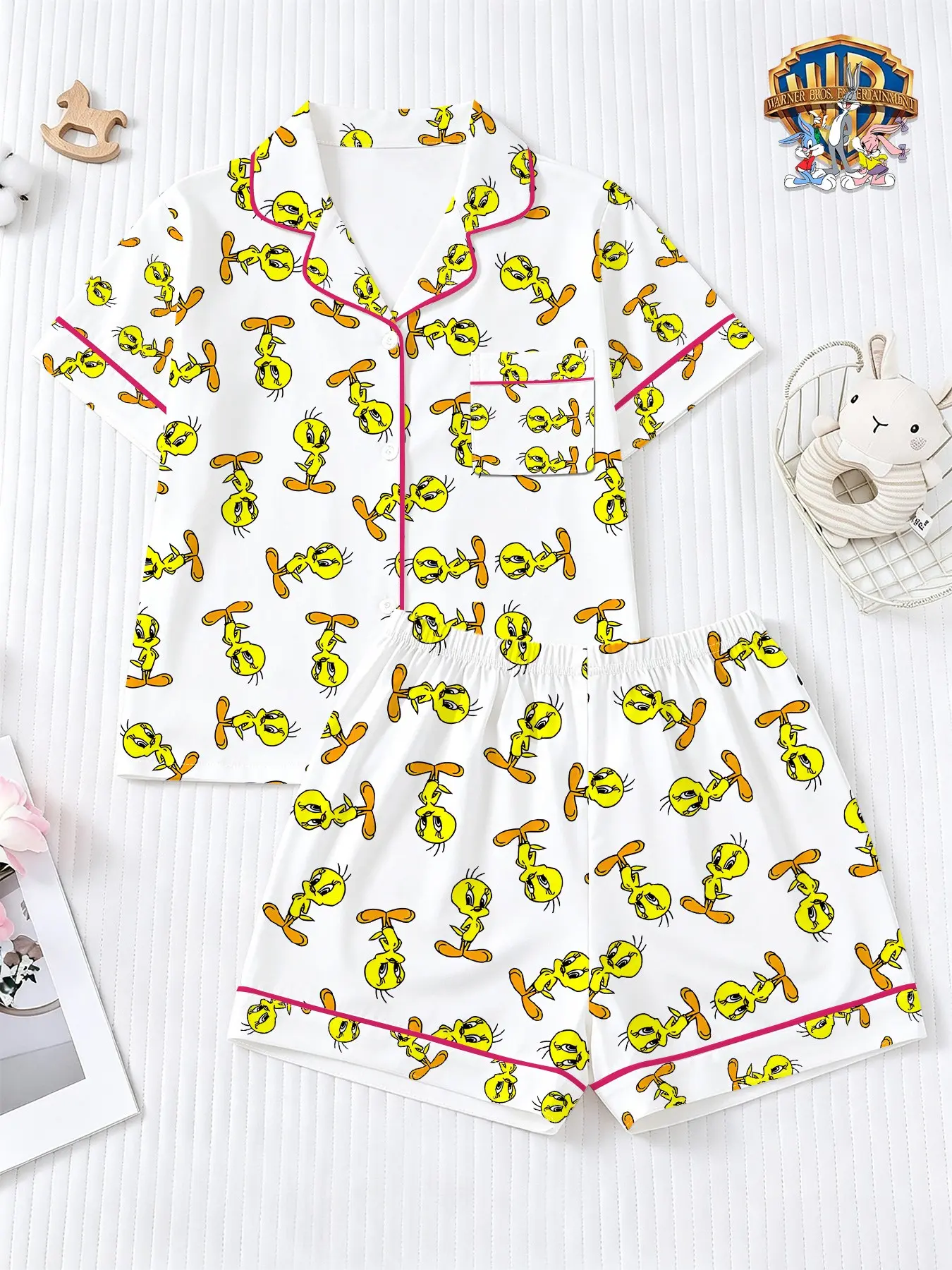 Warner Bros. Official Looney Tunes Tweety Kids' Short Sleeve Pajama Set, Soft Duck Print, Casual Loose-Fit Home Wear